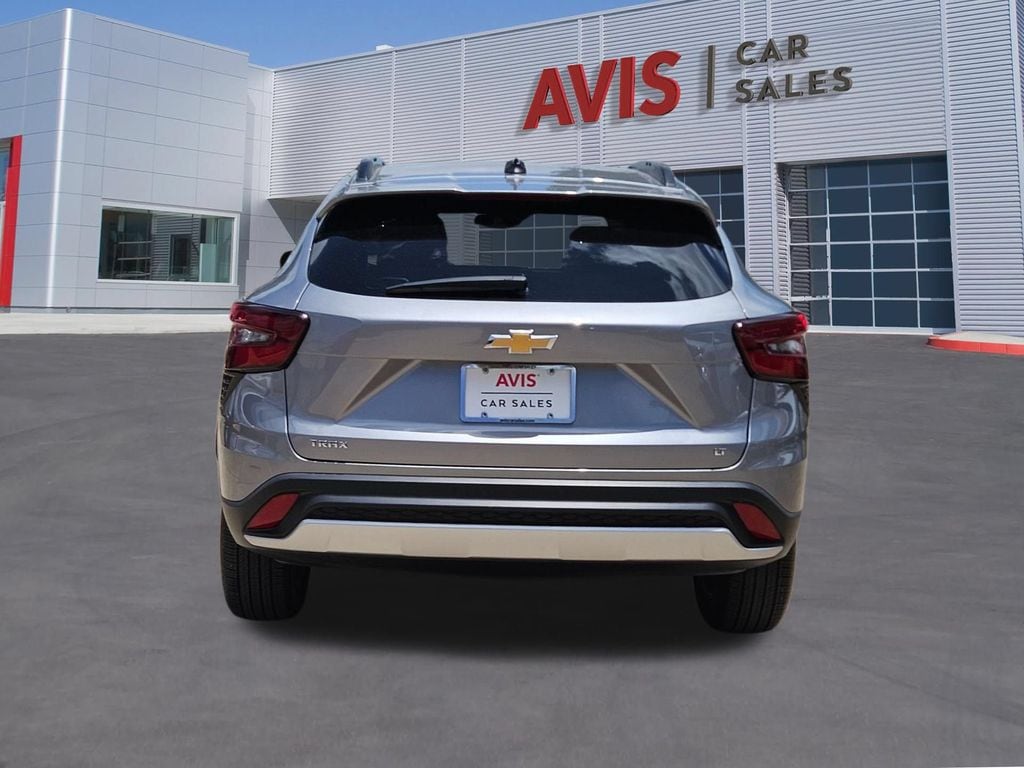 Thumbnail: 2025 Chevrolet Trax - 5