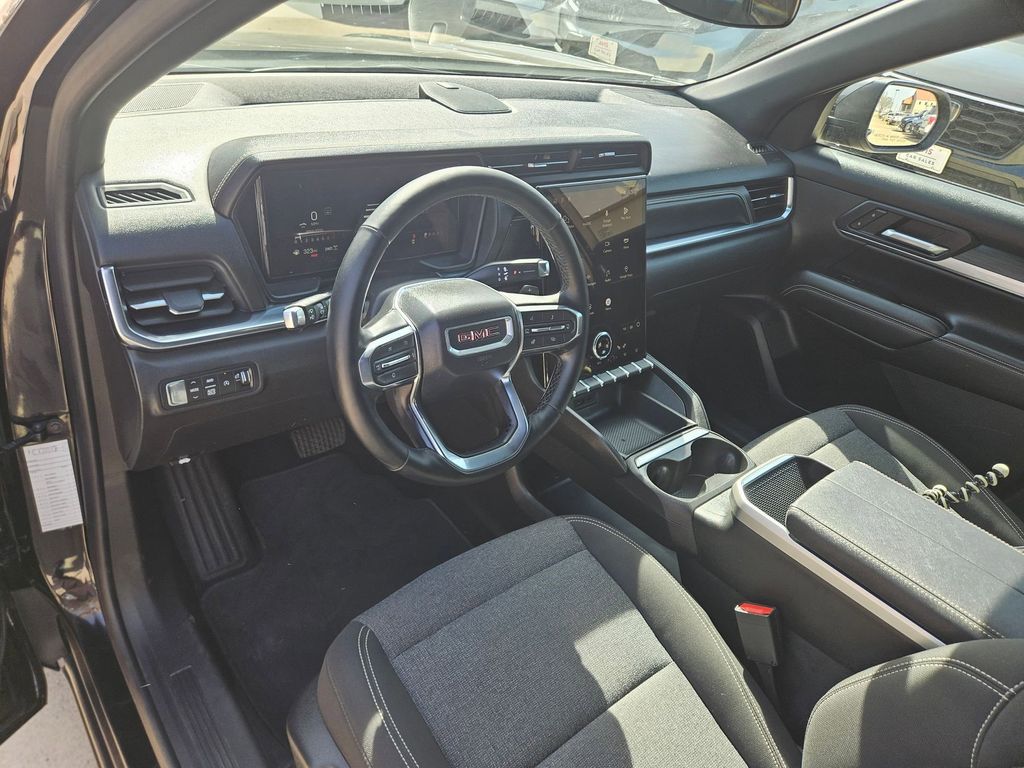 Thumbnail: 2025 GMC Terrain - 13