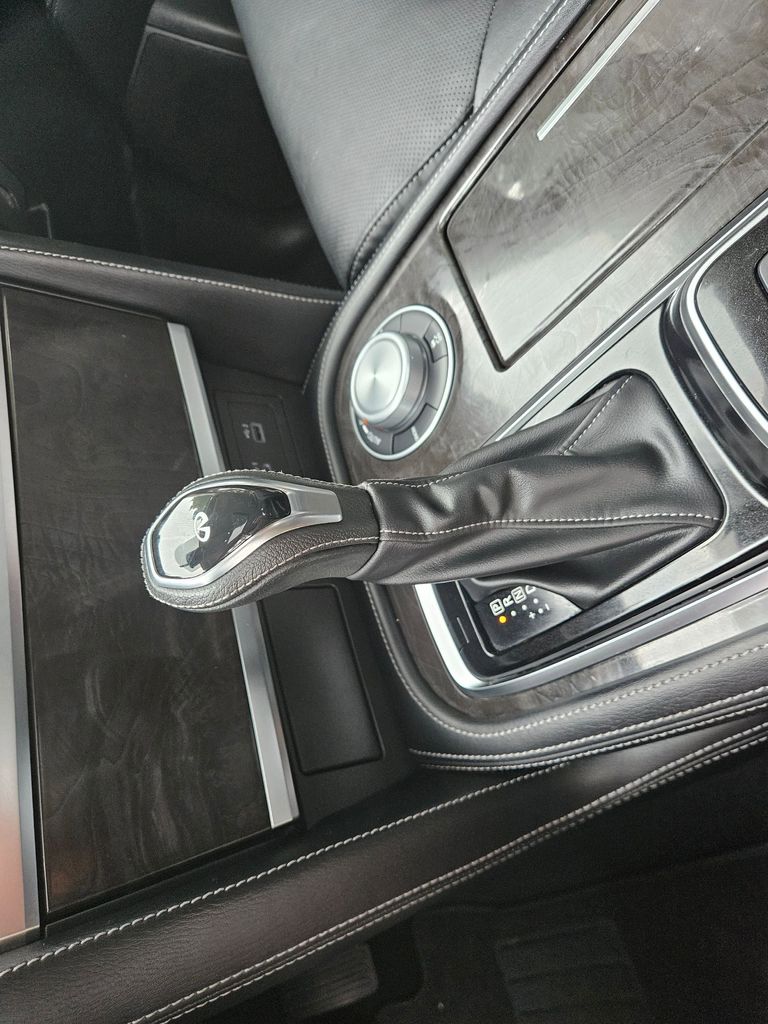 Thumbnail: 2024 INFINITI QX80 - 31
