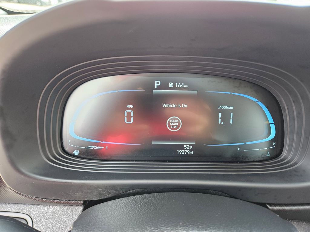 Thumbnail: 2025 Hyundai Venue - 19