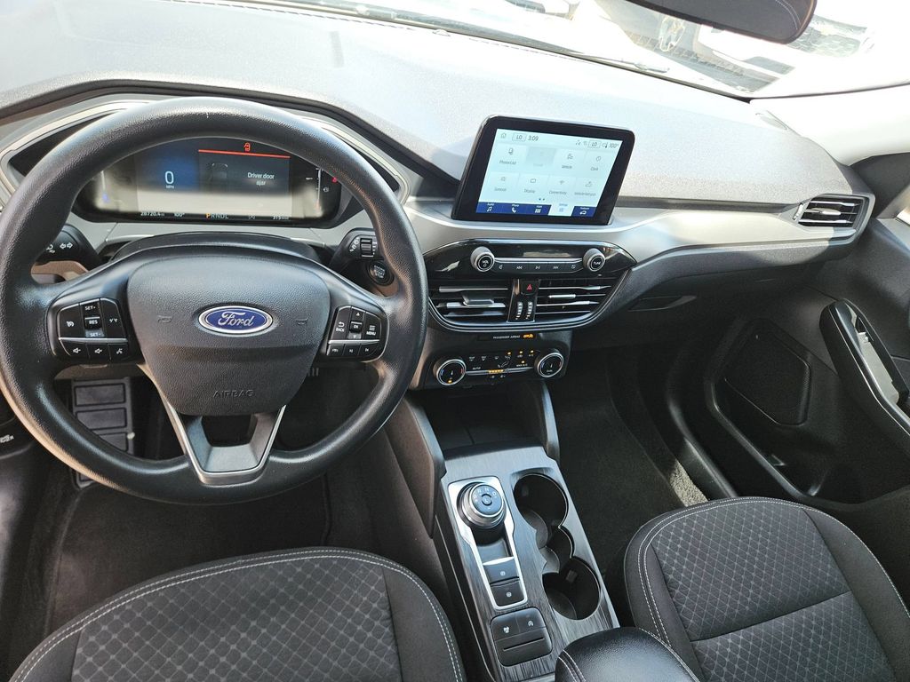 Thumbnail: 2025 Ford Escape - 16
