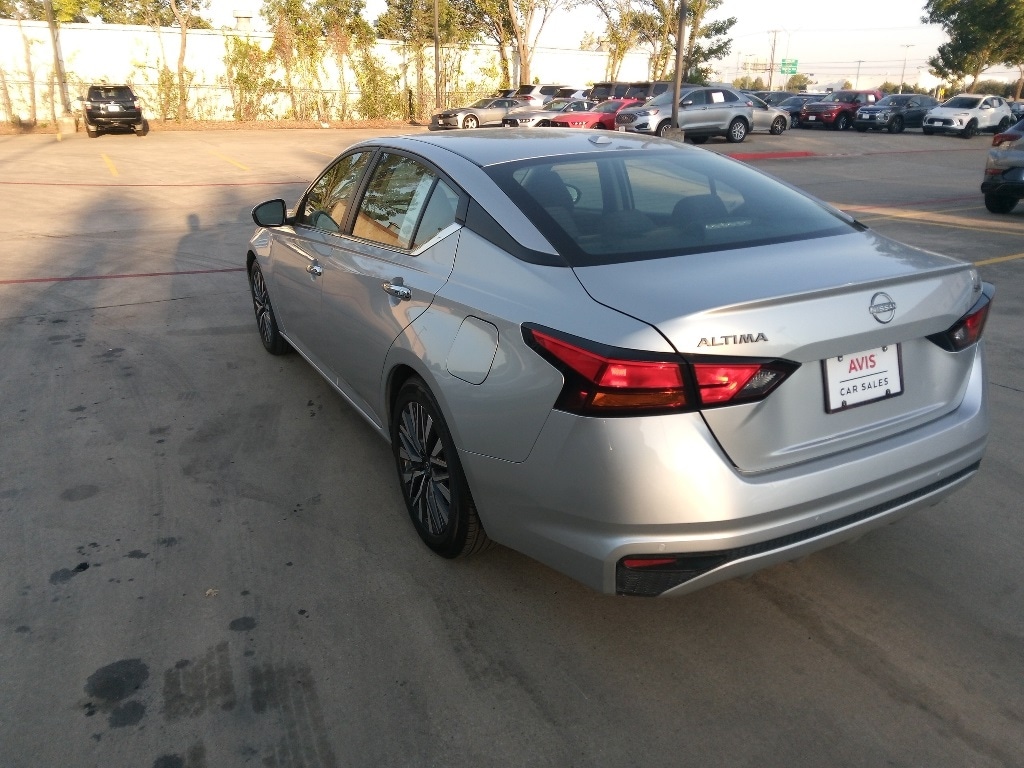 Thumbnail: 2024 Nissan Altima - 7