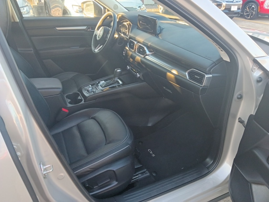 Thumbnail: 2025 Mazda CX-5 - 9