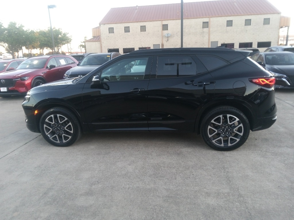 Thumbnail: 2025 Chevrolet Blazer - 4