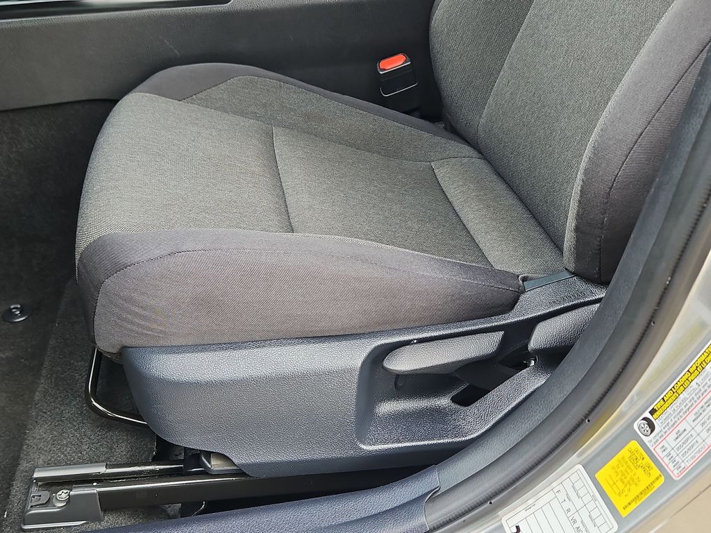 Thumbnail: 2025 Toyota Camry - 14