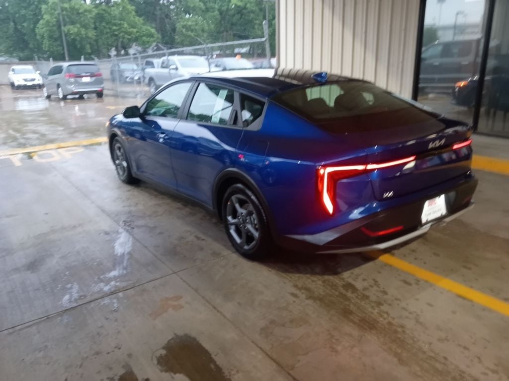 Thumbnail: 2025 Kia K4 - 8