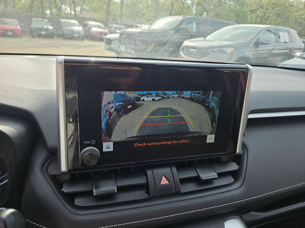 Thumbnail: 2025 Toyota RAV4 - 22