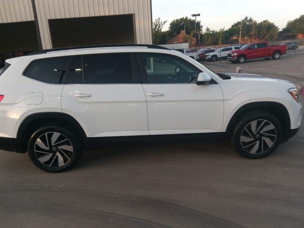 Thumbnail: 2024 Volkswagen Atlas - 7
