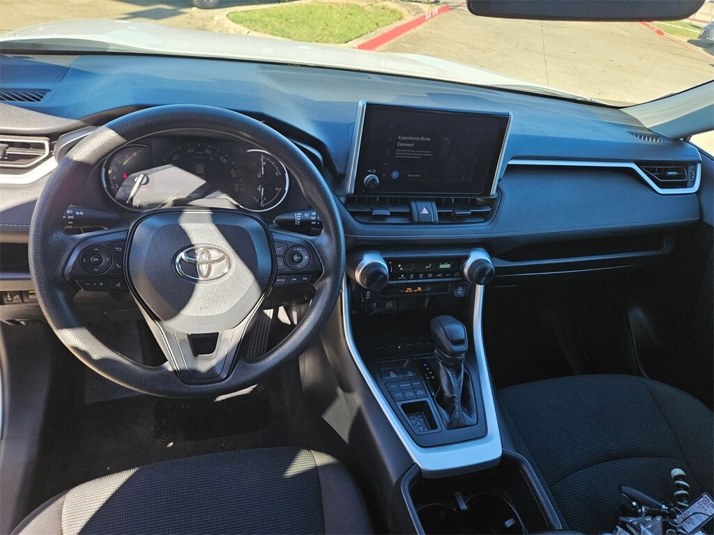 Thumbnail: 2024 Toyota RAV4 - 16