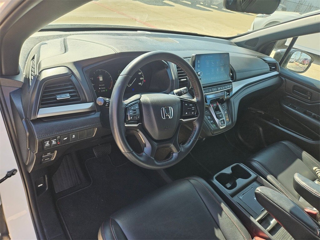 Thumbnail: 2025 Honda Odyssey - 13
