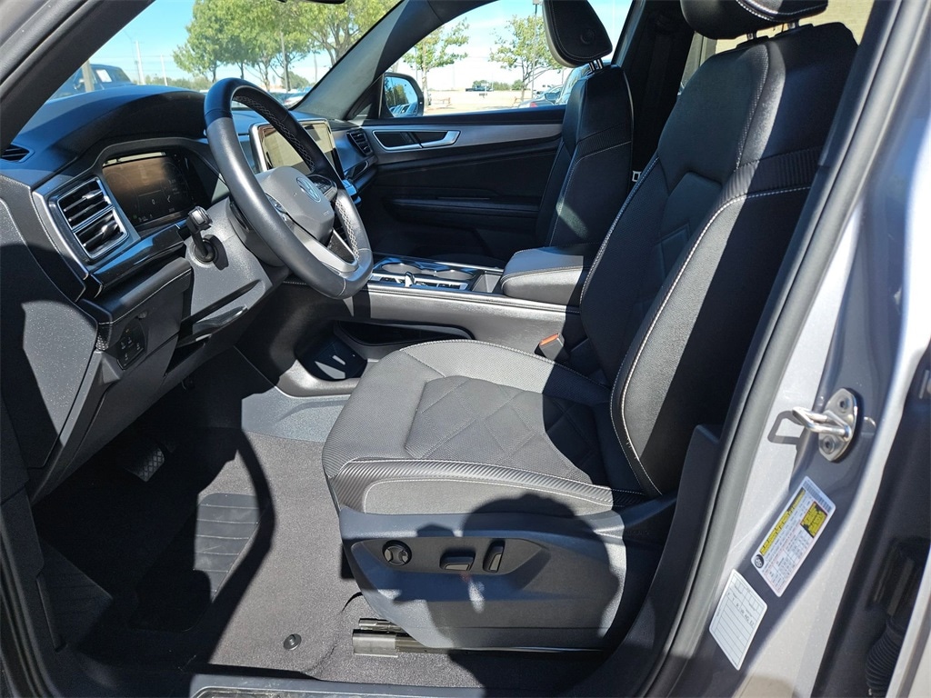 Thumbnail: 2025 Volkswagen Atlas - 11