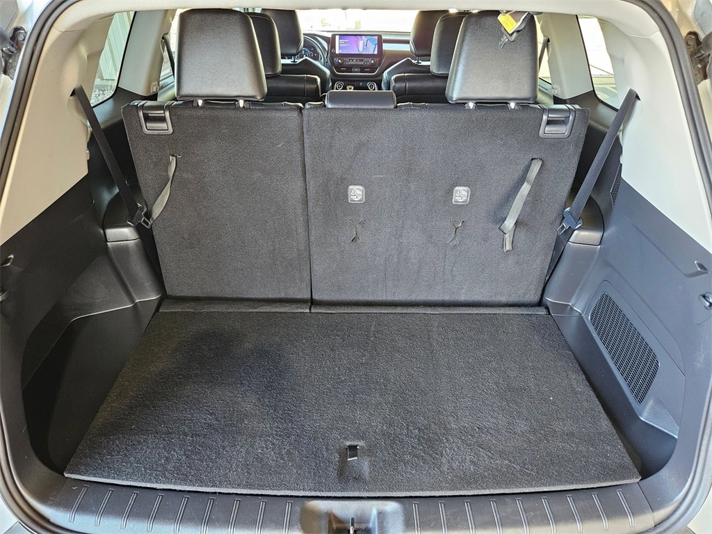 Thumbnail: 2025 Toyota Grand Highlander - 23