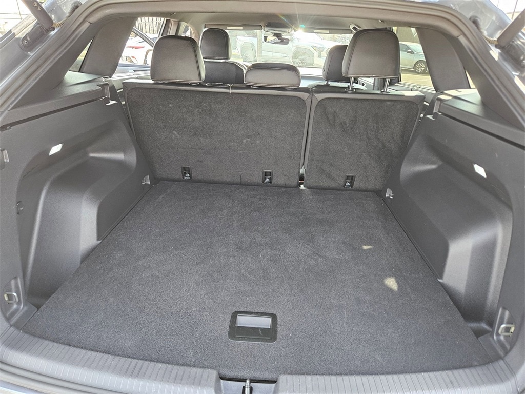 Thumbnail: 2025 Volkswagen Atlas - 24