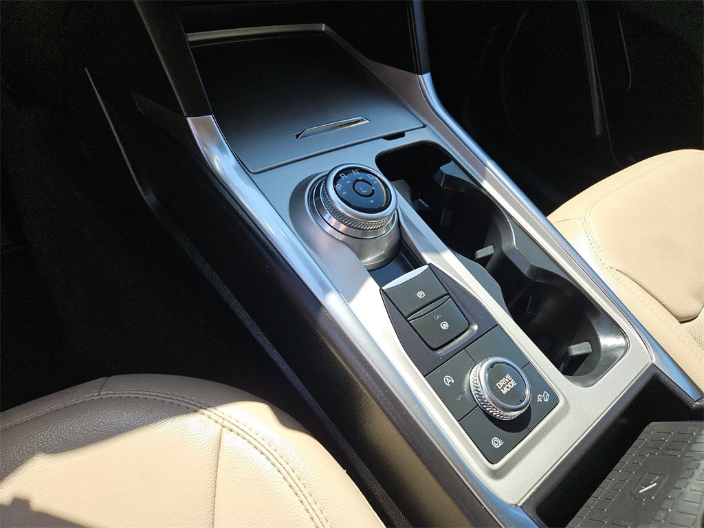 Thumbnail: 2023 Ford Explorer - 17