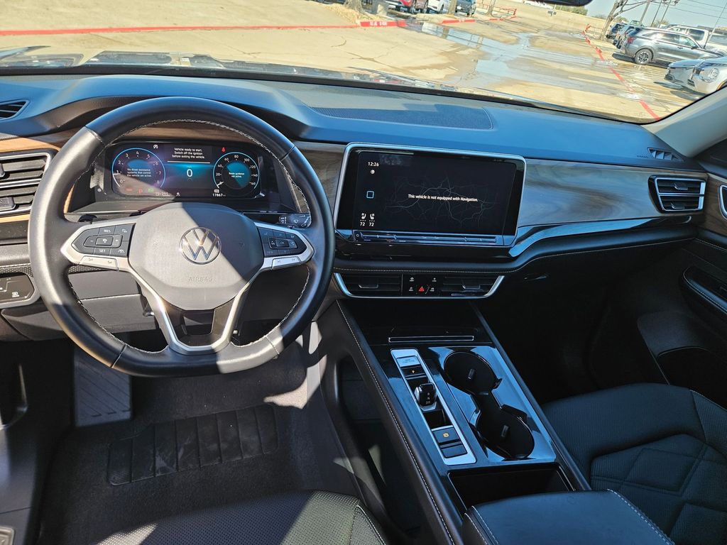 Thumbnail: 2025 Volkswagen Atlas - 16