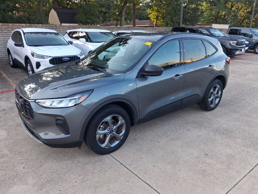 2025 Ford Escape's photo