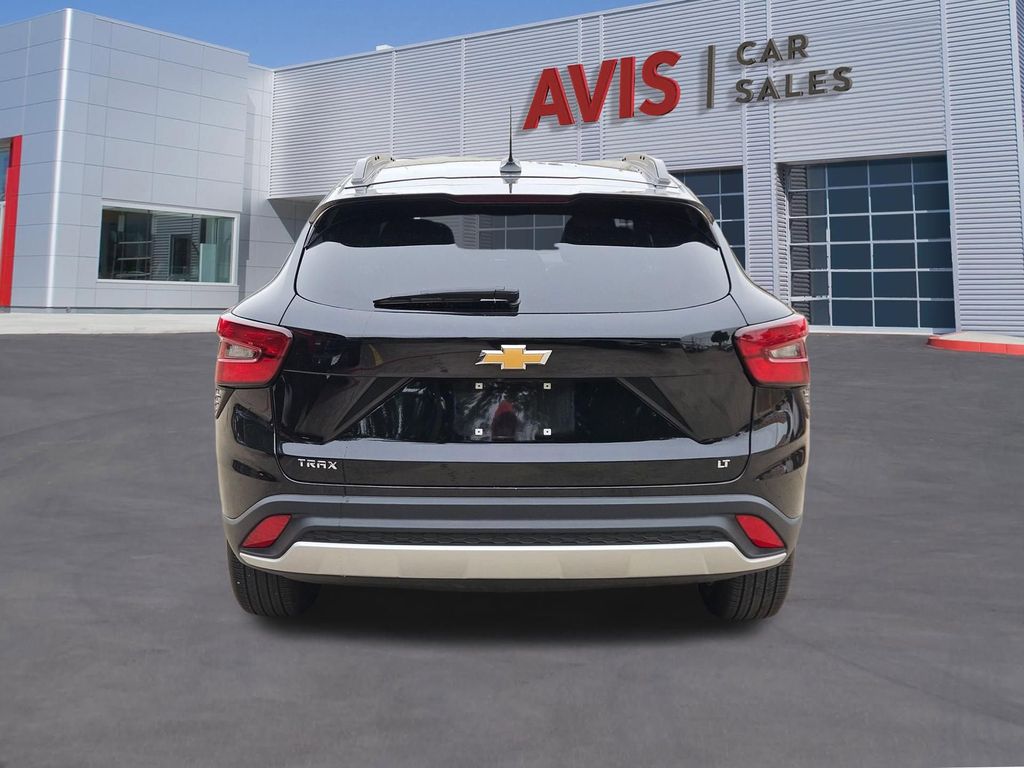 Thumbnail: 2025 Chevrolet Trax - 5
