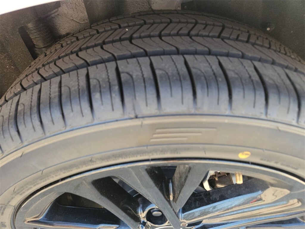 Thumbnail: 2025 Toyota Camry - 26