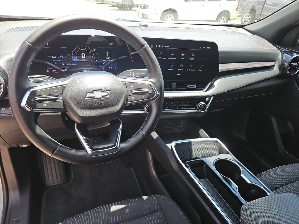 Thumbnail: 2025 Chevrolet Equinox - 16