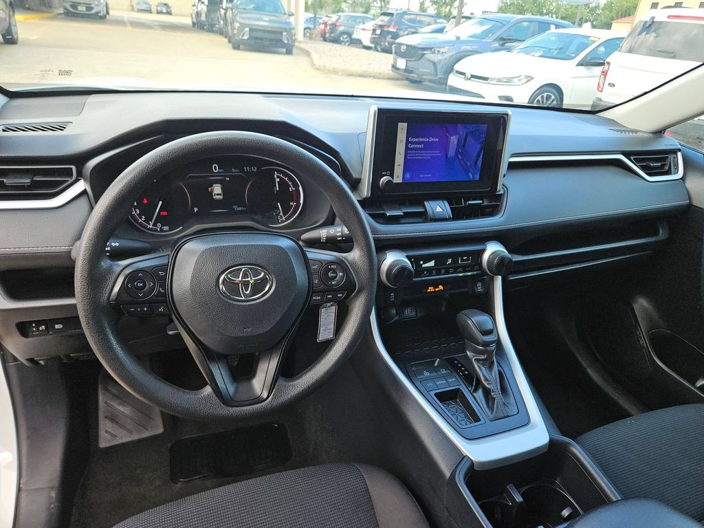 Thumbnail: 2025 Toyota RAV4 - 16