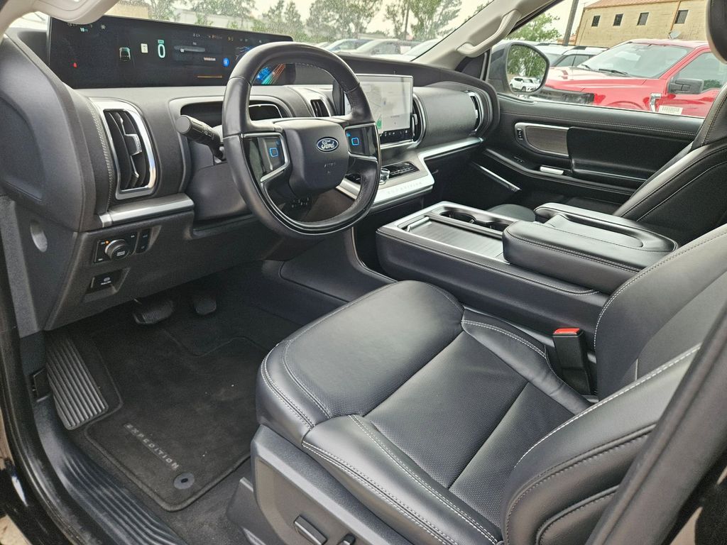 Thumbnail: 2025 Ford Expedition - 11