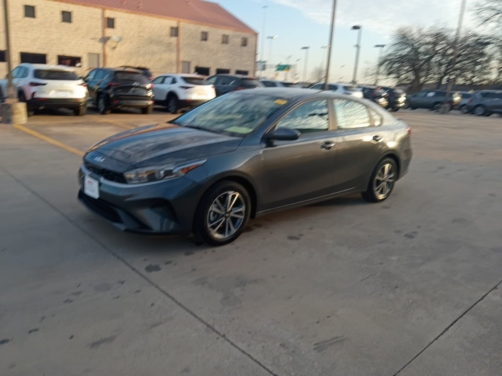 Thumbnail: 2024 Kia Forte - 1