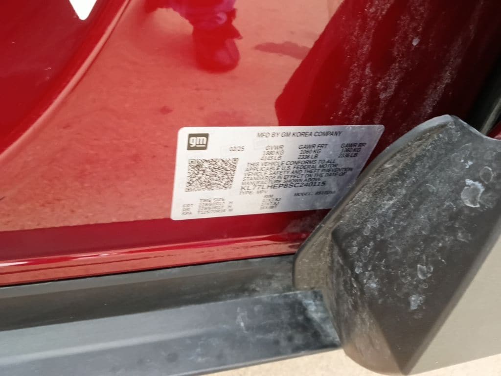 Thumbnail: 2025 Chevrolet Trax - 3