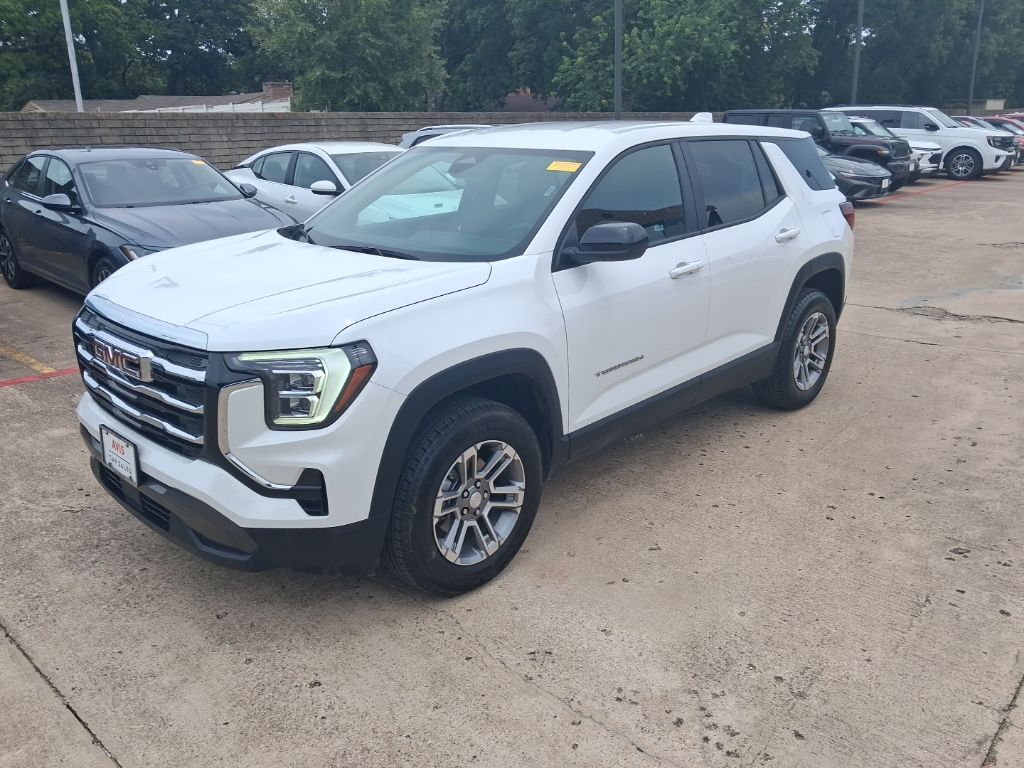 2025 GMC Terrain's photo