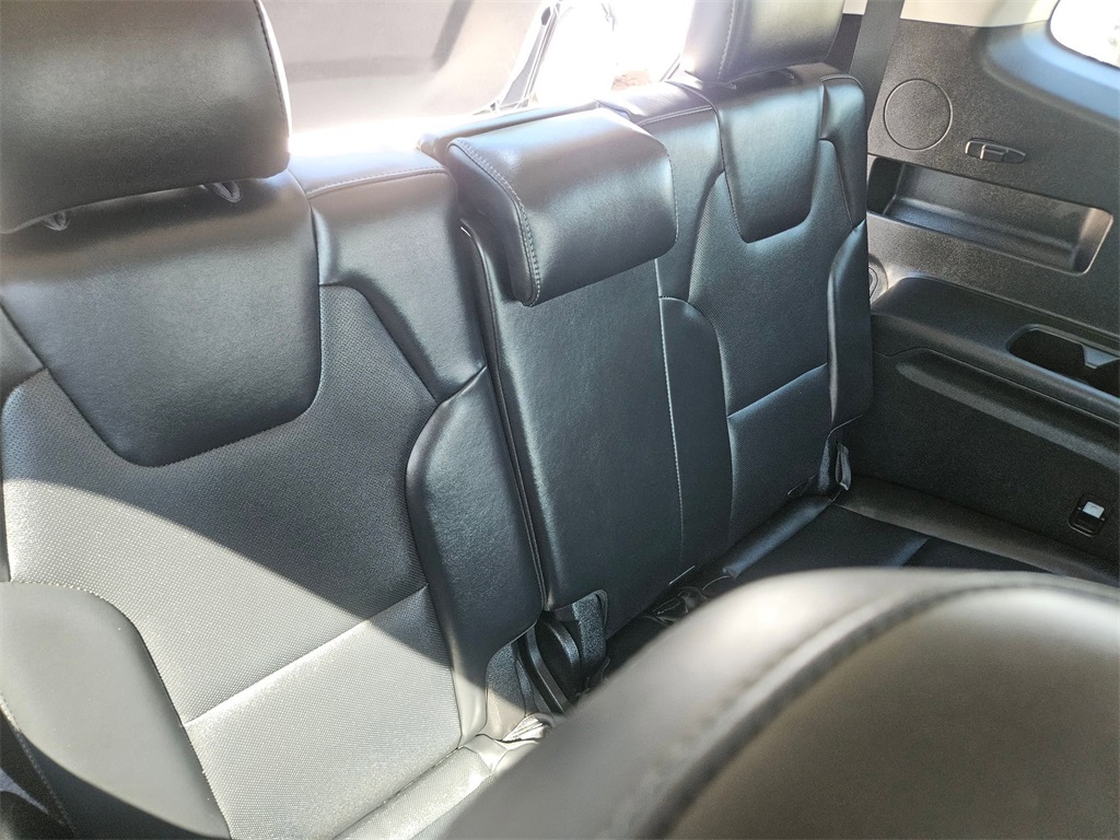 Thumbnail: 2025 Kia Telluride - 29