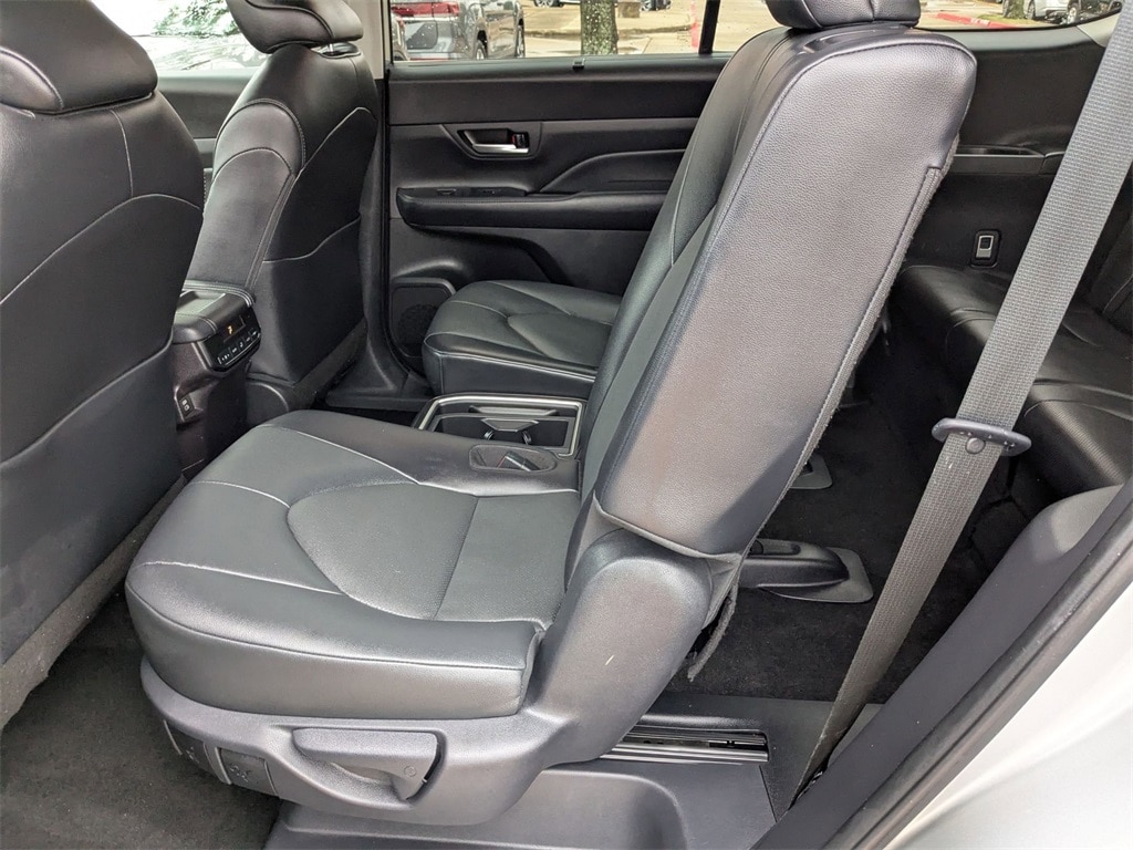 Thumbnail: 2025 Toyota Grand Highlander - 26