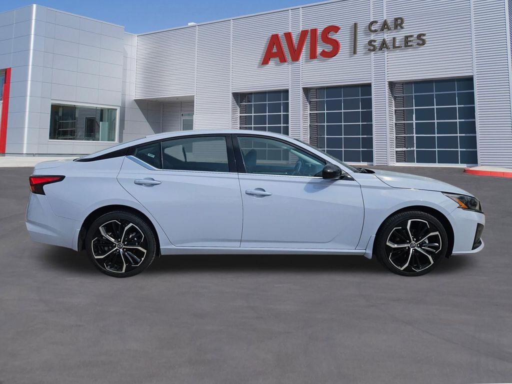 Thumbnail: 2025 Nissan Altima - 7