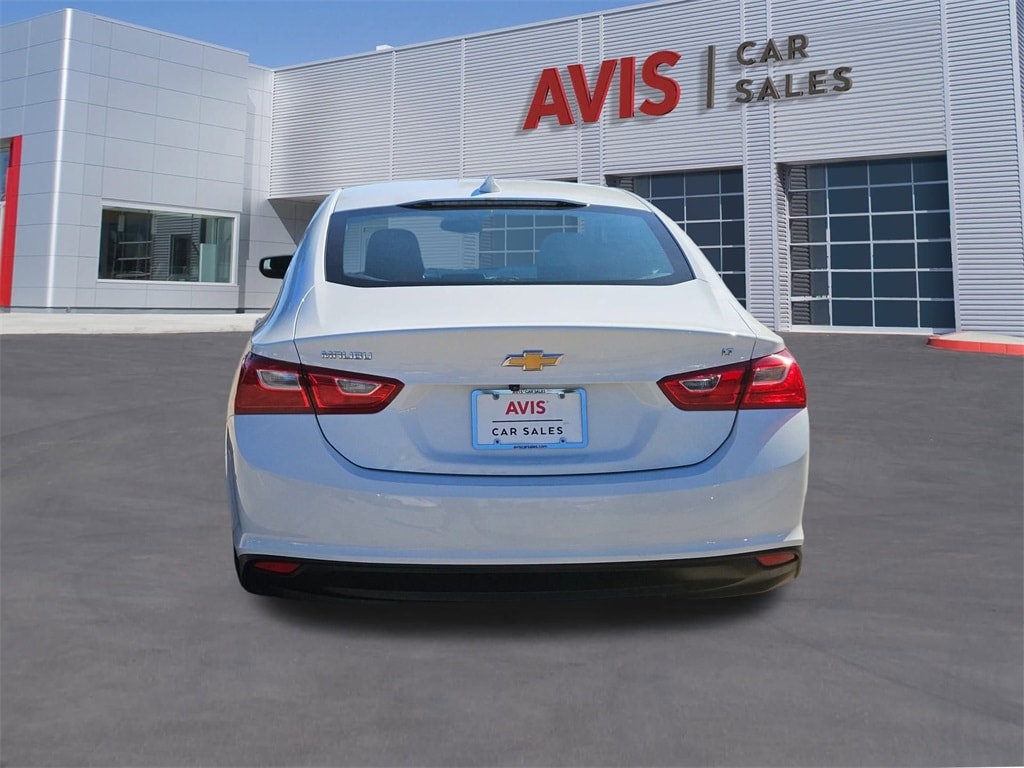 Thumbnail: 2023 Chevrolet Malibu - 5