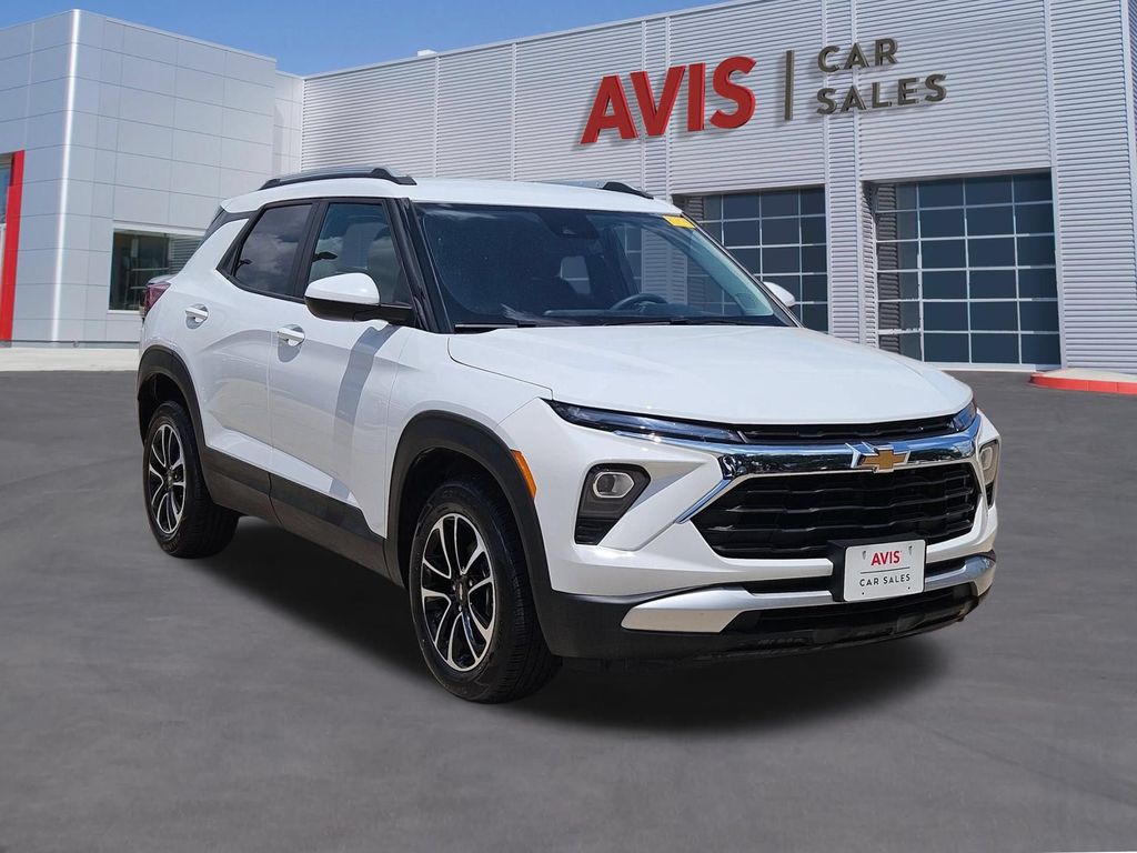 Thumbnail: 2025 Chevrolet TrailBlazer - 9