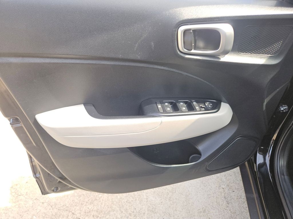 Thumbnail: 2025 Hyundai Venue - 14