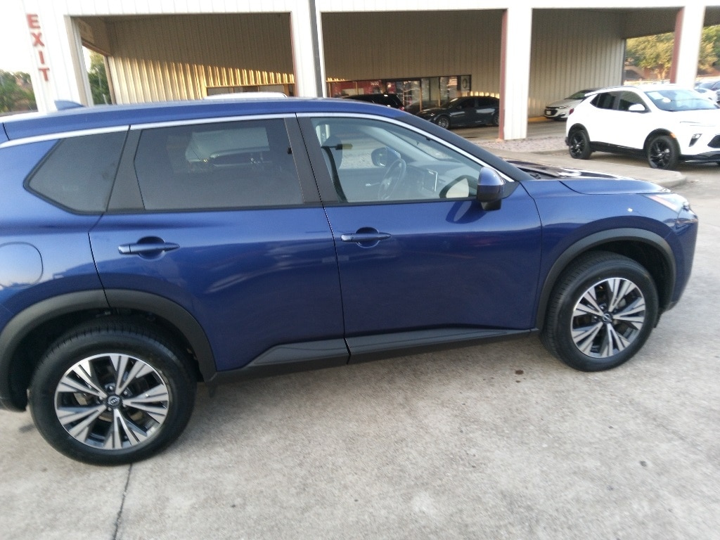 Thumbnail: 2023 Nissan Rogue - 7