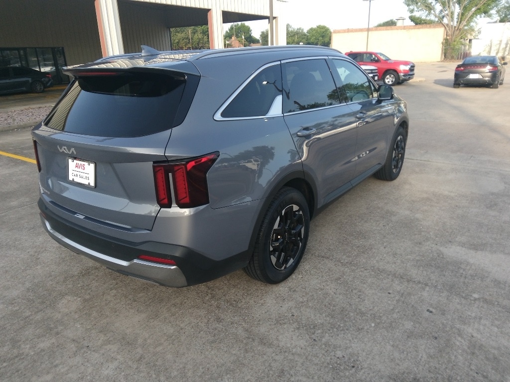 Thumbnail: 2024 Kia Sorento - 6