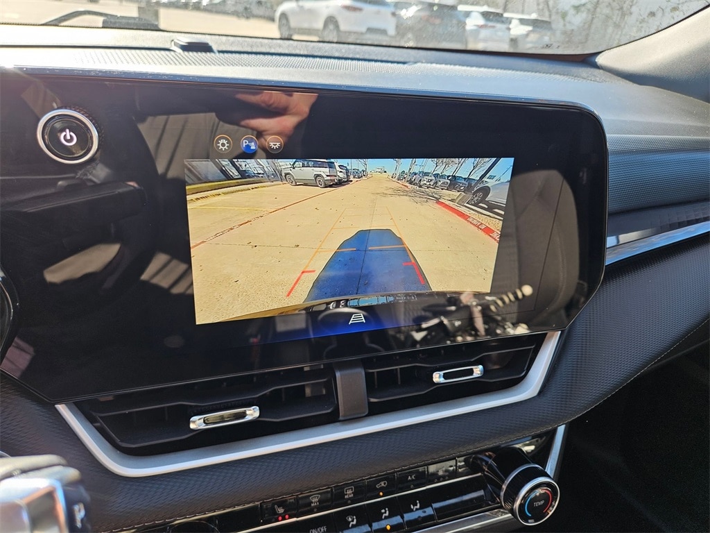 Thumbnail: 2025 Chevrolet Equinox - 21