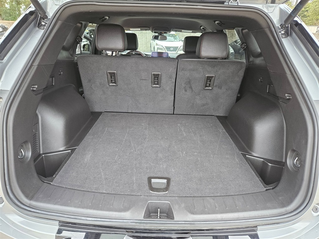 Thumbnail: 2025 Chevrolet Blazer - 24