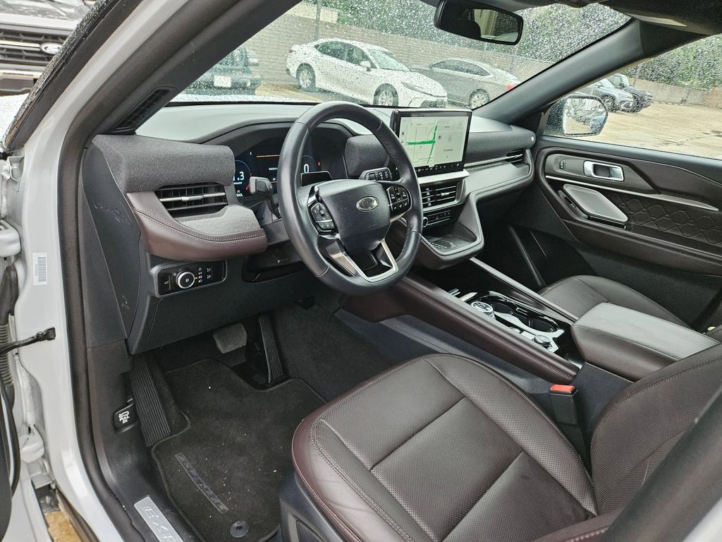 Thumbnail: 2025 Ford Explorer - 13