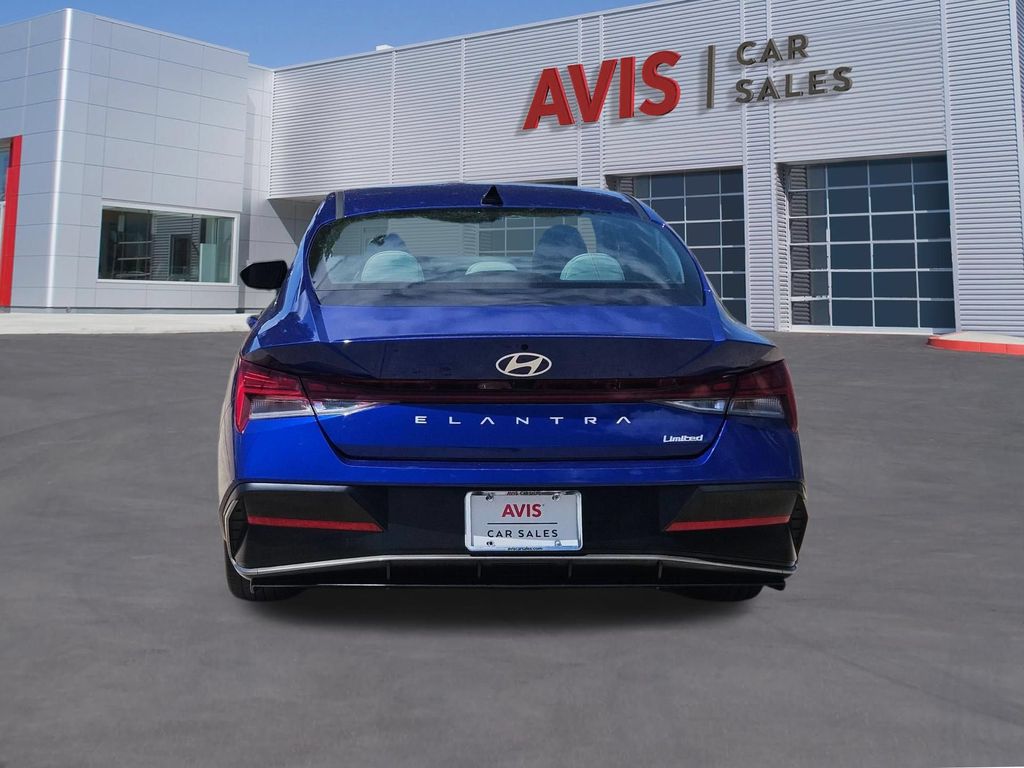 Thumbnail: 2025 Hyundai Elantra - 5