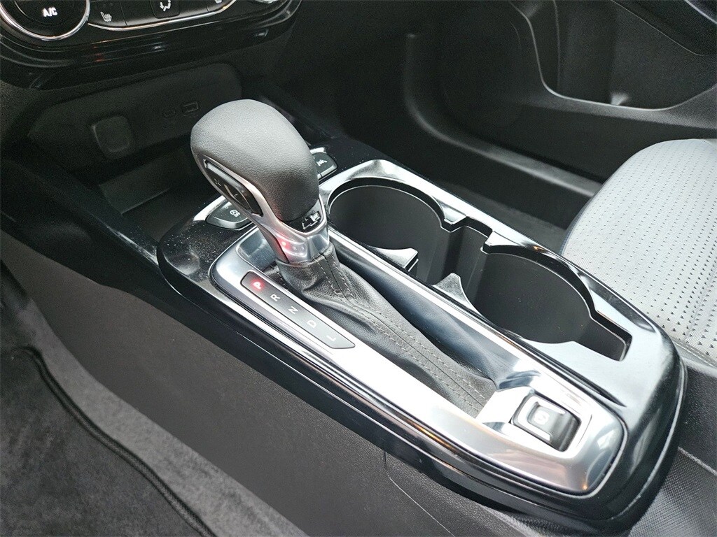 Thumbnail: 2025 Chevrolet Trax - 25