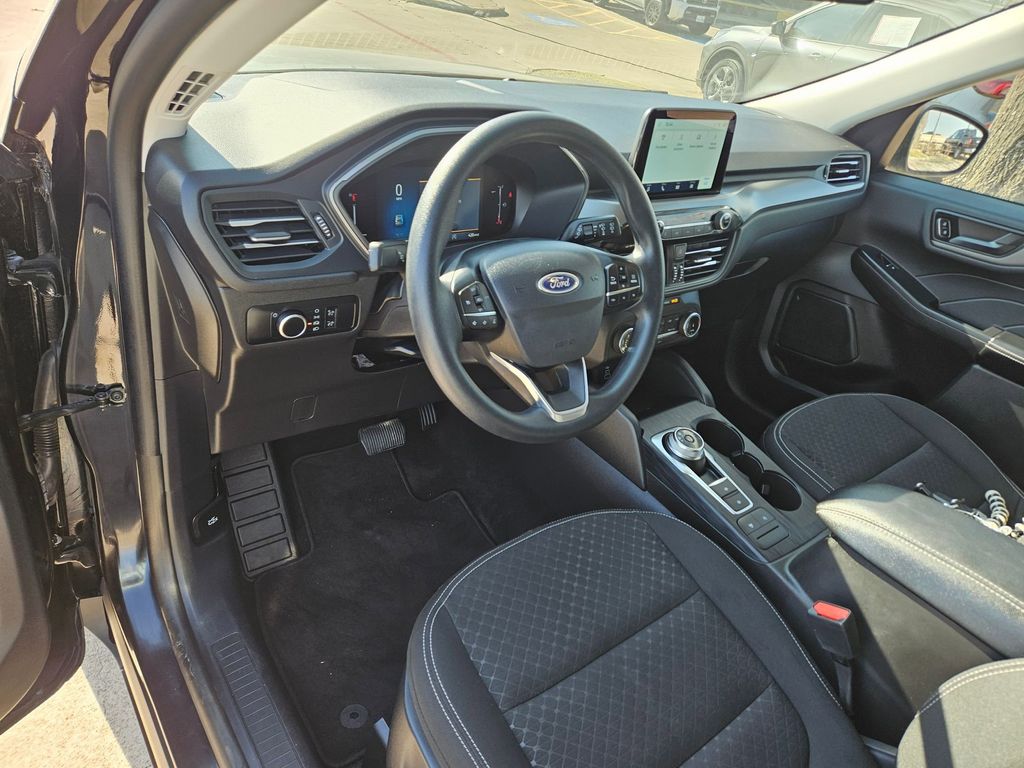 Thumbnail: 2025 Ford Escape - 13