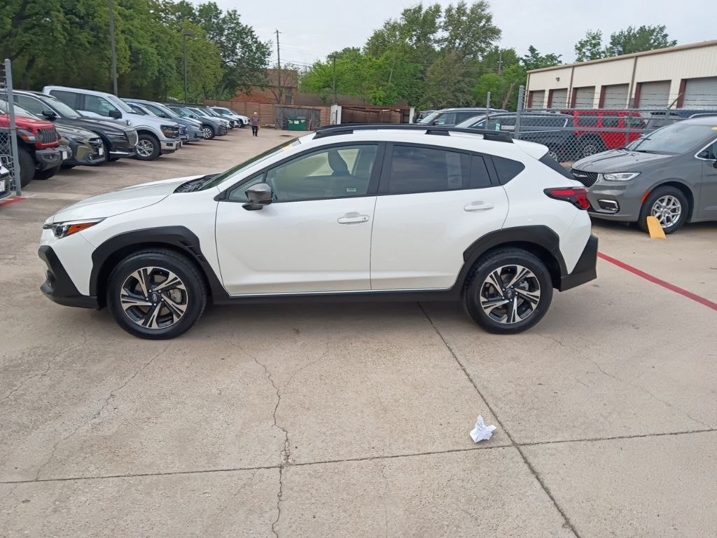Thumbnail: 2025 Subaru Crosstrek - 4