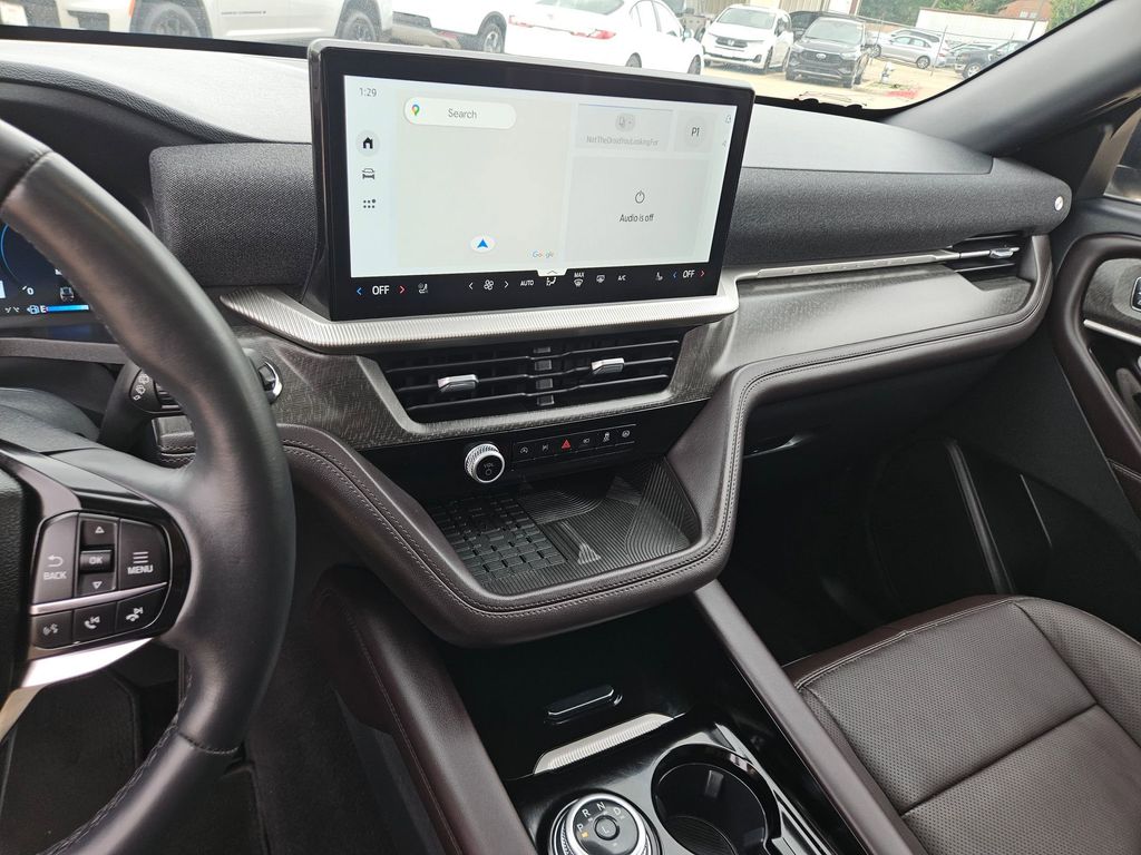 Thumbnail: 2025 Ford Explorer - 20