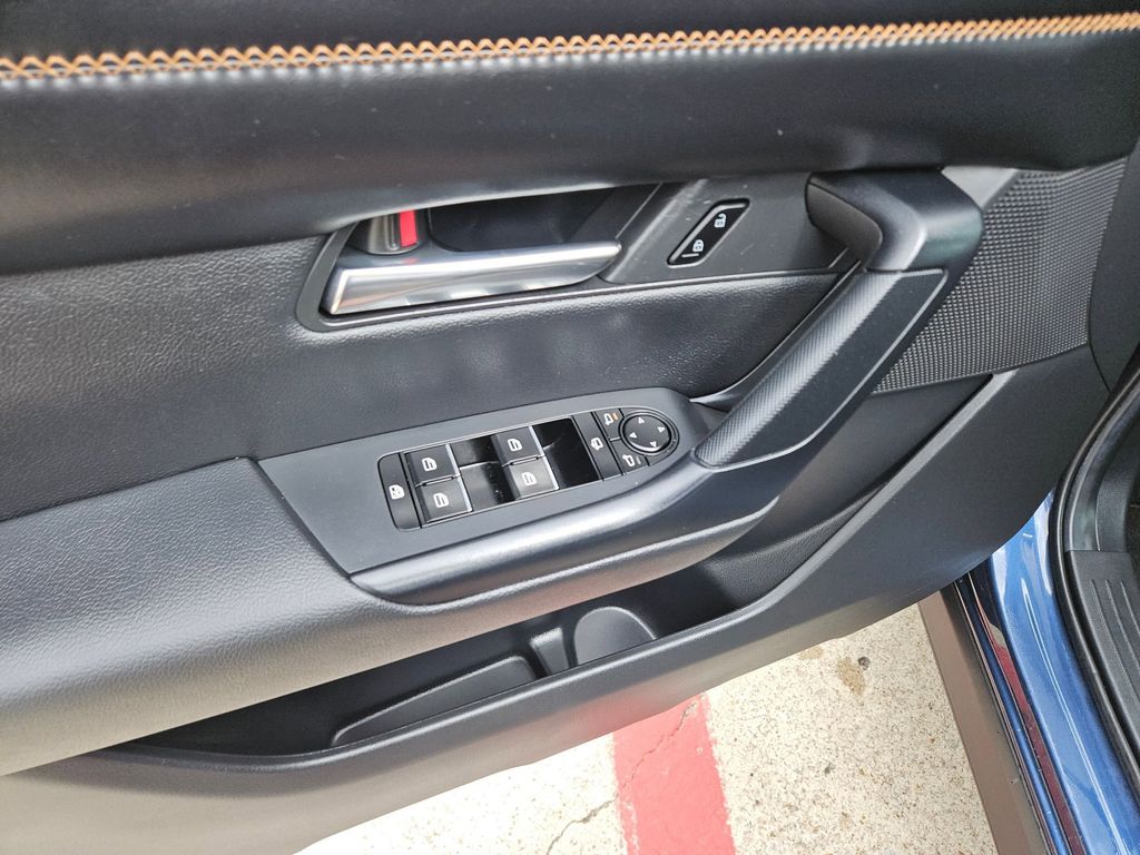 Thumbnail: 2025 Mazda CX-50 - 15