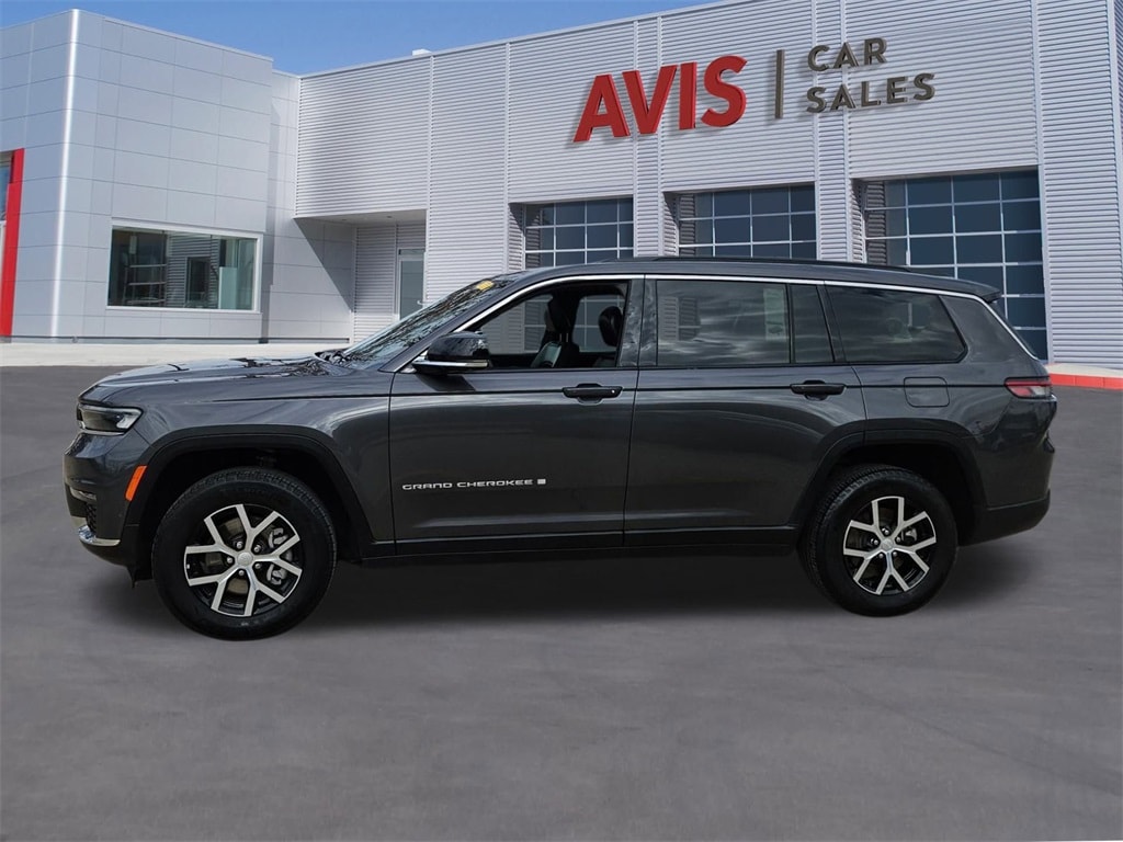 Thumbnail: 2024 Jeep Grand Cherokee L - 2