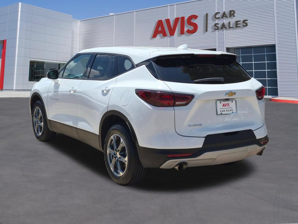 Thumbnail: 2025 Chevrolet Blazer - 9