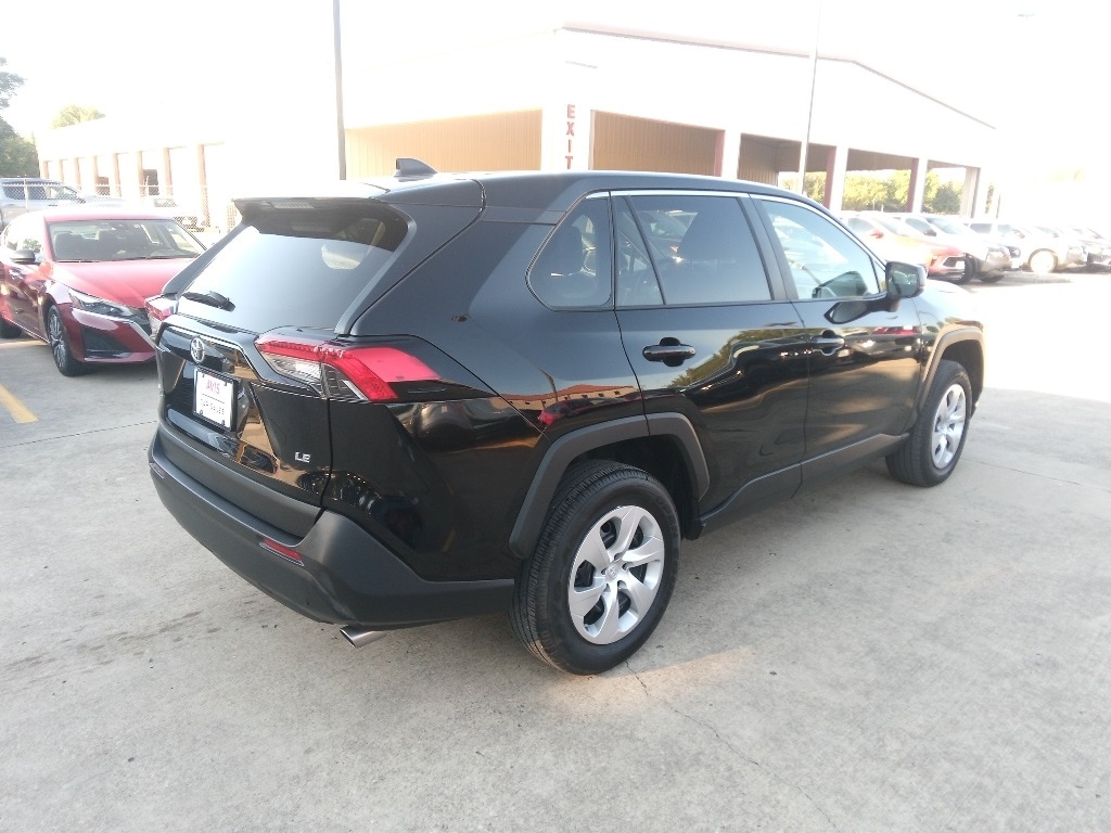 Thumbnail: 2025 Toyota RAV4 - 5