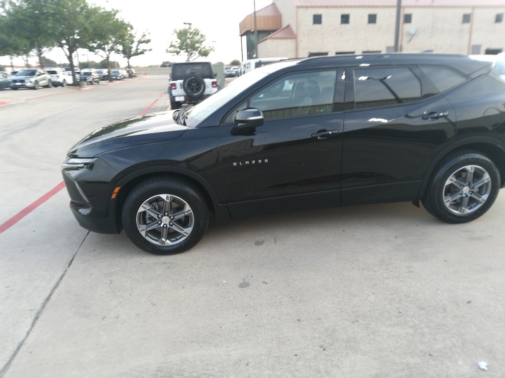 Thumbnail: 2024 Chevrolet Blazer - 3