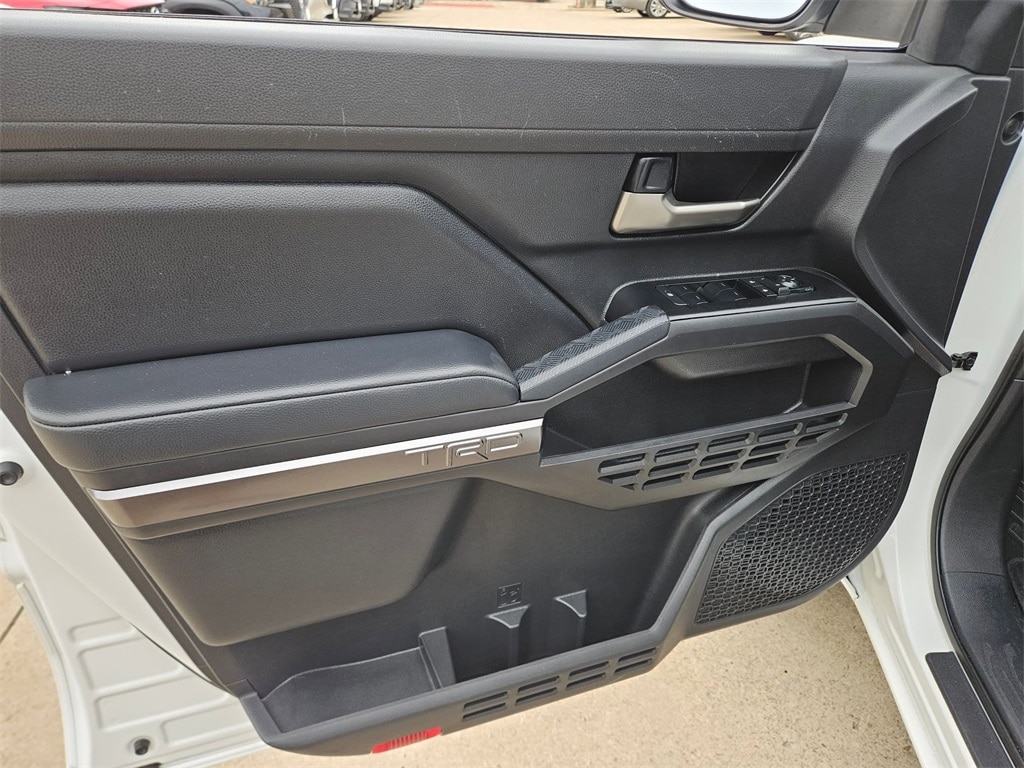 Thumbnail: 2025 Toyota Tacoma - 14